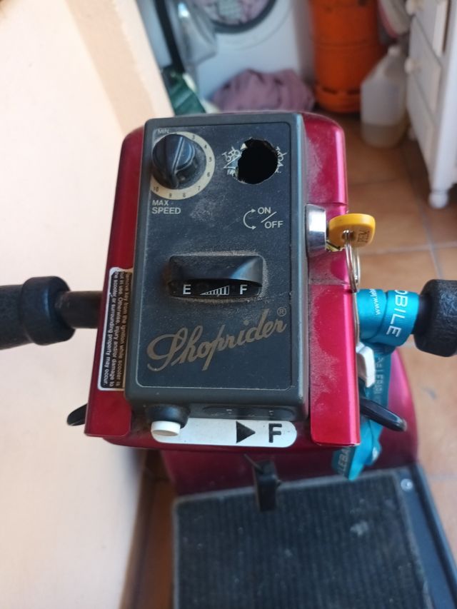 celebrity prid moto eléctrica