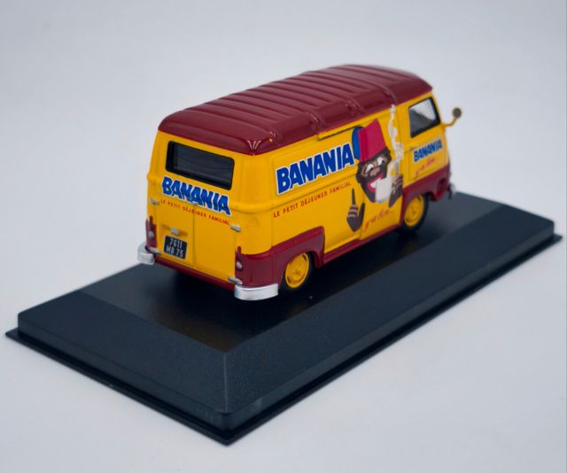 RENAULT ESTAFETTE "BANANIA" 1/43