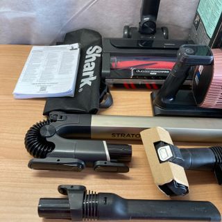 Aspirapolvere senza fili Shark Stratos. 672378