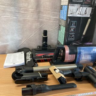 Aspirapolvere senza fili Shark Stratos. 672378