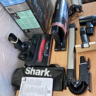 Aspirapolvere senza fili Shark Stratos. 672378