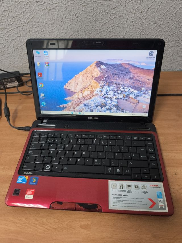 Portátil toshiba satellite L635-12D I3