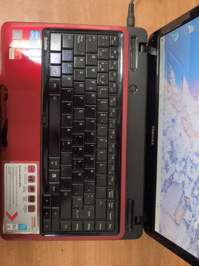 Portátil toshiba satellite L635-12D I3