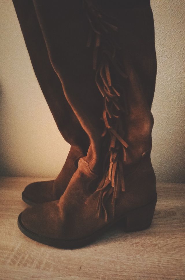Botas altas flecos marrones
