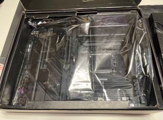 Motherboard ROG Strix X670E-E Gaming Wi-Fi