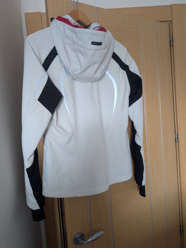 Chaqueta deportiva mujer nieve