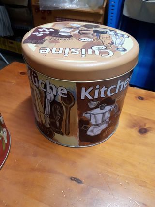 Latas de decoración y almacenaje