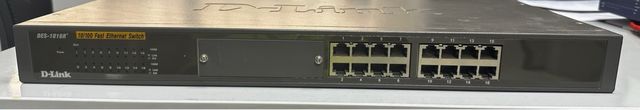 Switch D-LINK 16 puertos 10/100