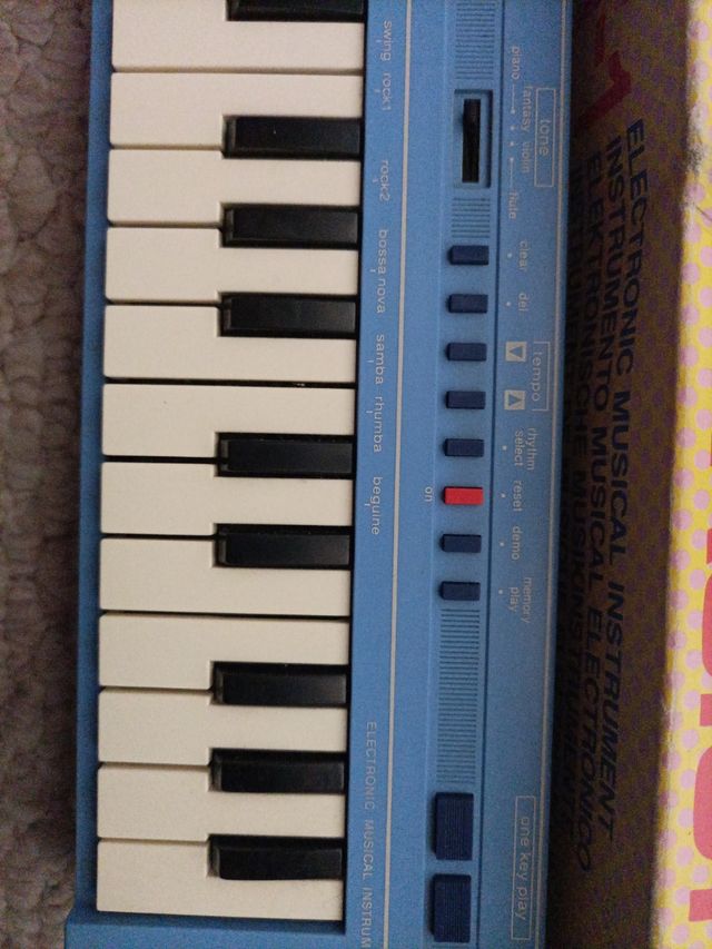 Piano Casio PT1 Años 80
