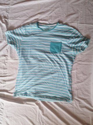 1 Niki y 2 camisetas de vestir