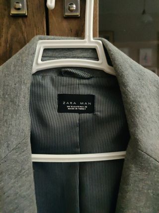 Chaqueta hombre gris Zara