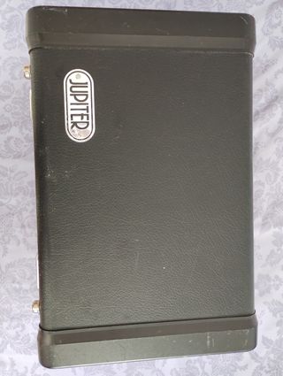 Corneta Júpiter dorada