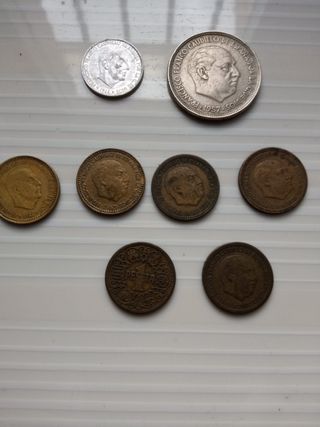 Pesetas varias