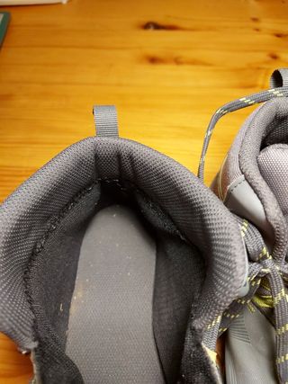 Botas montaña. Talla 38