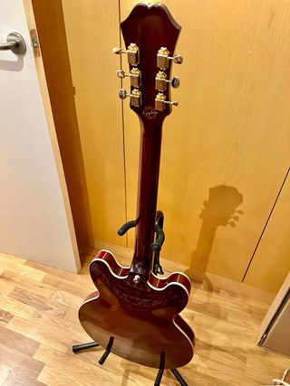Guitarra epiphone riviera p93 limitada big