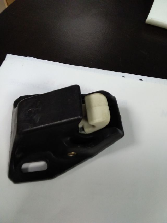 Seat 127 CL FURA Ritmo Cierre Portón Tras.   Nuevo