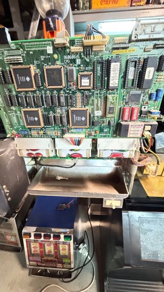 Maquina Tragaperras cirsa Euro Minifruits