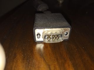 Monitor antiguo Proview con altavoces