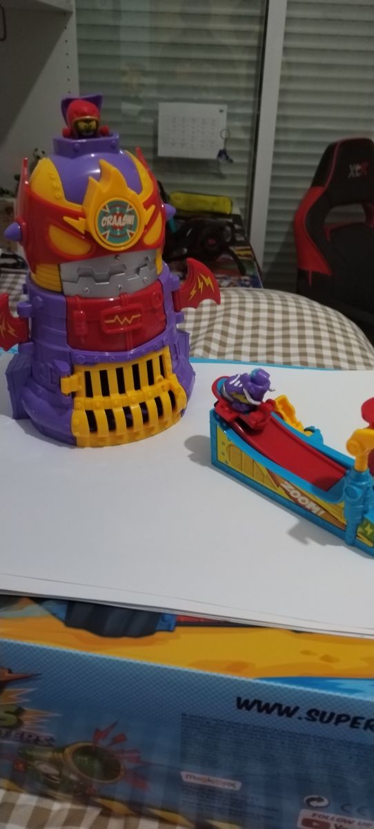 TORRE CRASH SUPERTHINGS