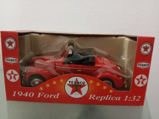 FORD MAQUETAS ESTÁTICAS A ESCALA 1:32 DE FORD