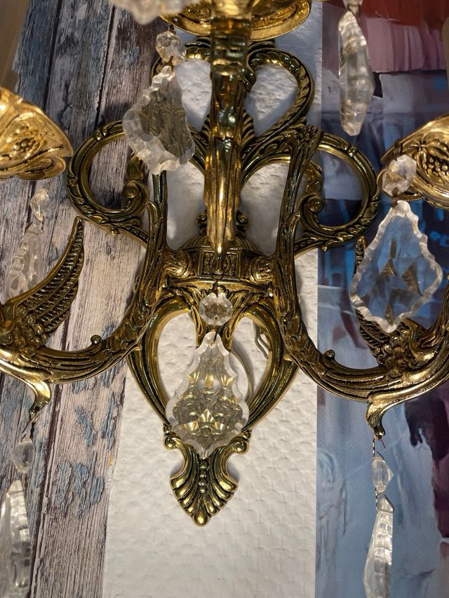 Applicare il bronzo con 3 luci.