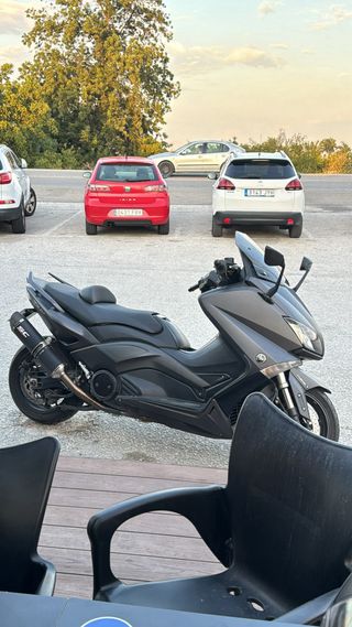 Yamaha tmax 530