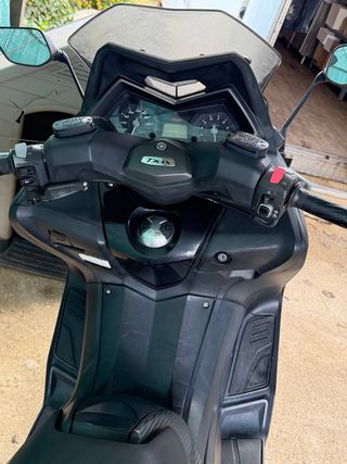 Yamaha tmax 530