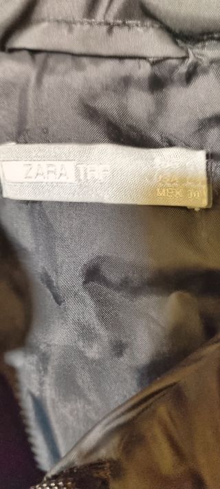 Cazadora negra L/M. ZaraTRF
