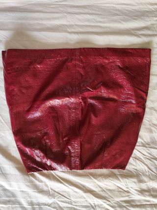 Minifalda burdeos Zara TRF