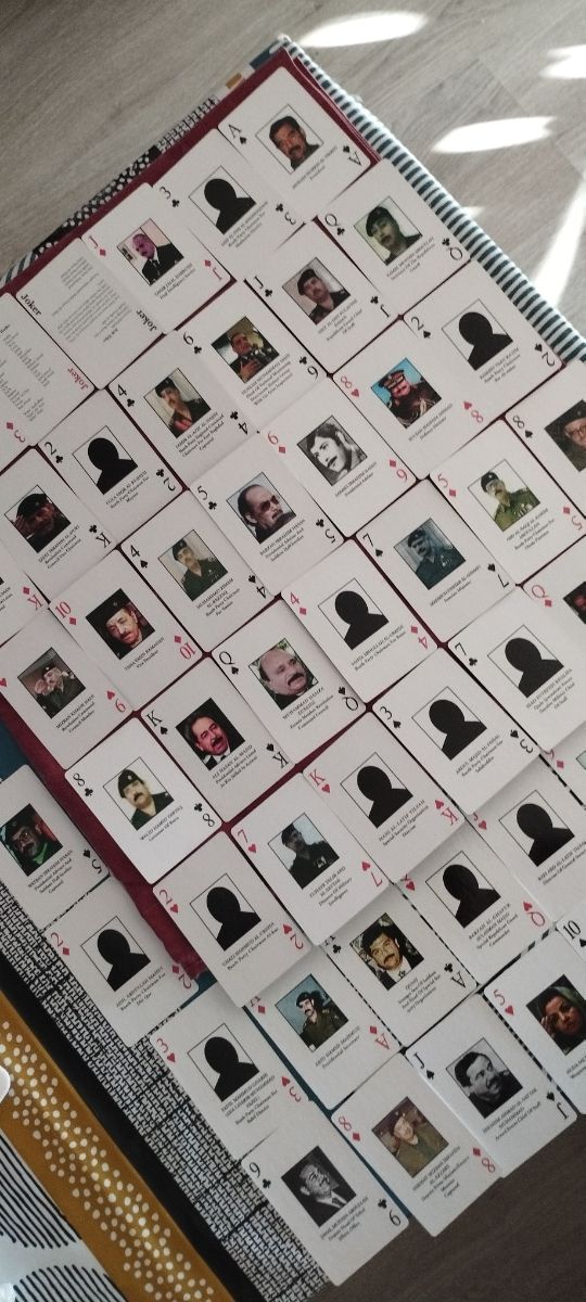 Cartas únicas de colección Sadam Husein y sus