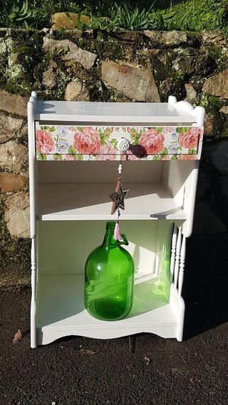 EXCLUSIVO.Mueble auxiliar Provenzal  vintage