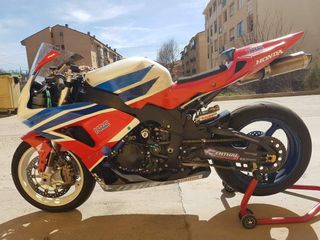 Repuestos honda CBR1000RR SC57