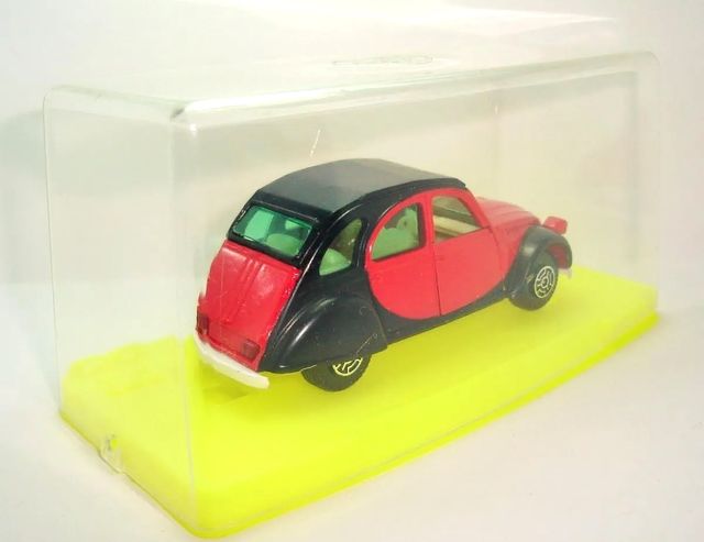 CITROEN 2 CV GUISVAL ESCALA 1:37