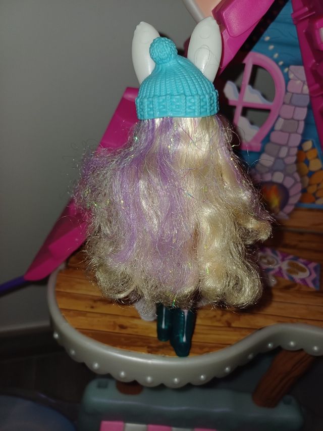 Enchantimal. Casa de la montaña.