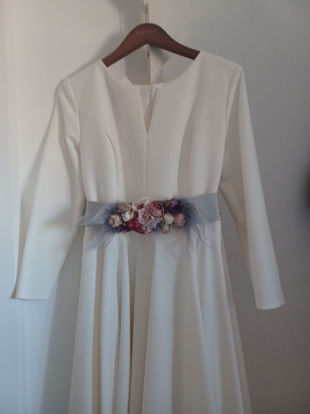 Vestido corto de novia