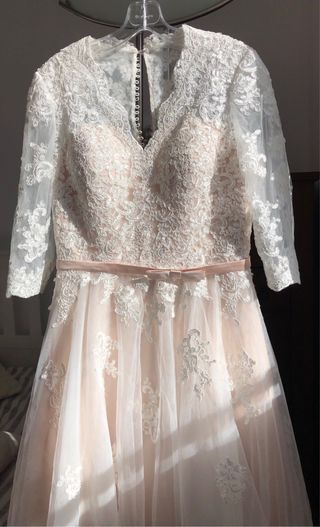 Vestido de novia corto de J J’SHouse