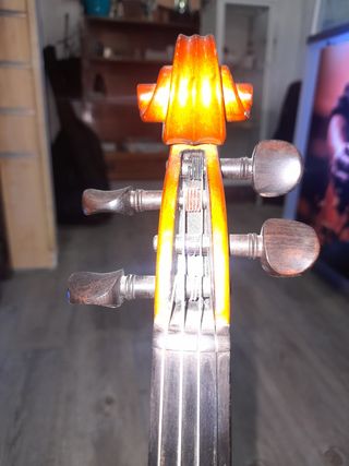 Violín Stentor Student I 1/2.
Madera de arce y abe