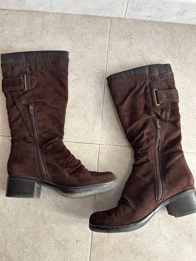 Stivali scamosciati marrone 