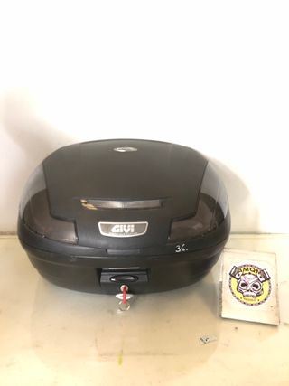 baul givi 40L 36