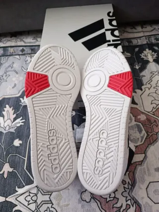 Botines Adidas Hoops 3.0 MID Originales (Nuevas)