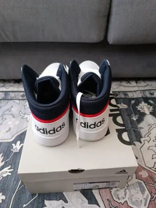 Botines Adidas Hoops 3.0 MID Originales (Nuevas)