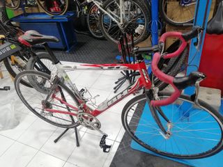 Bicicleta de carretera BH