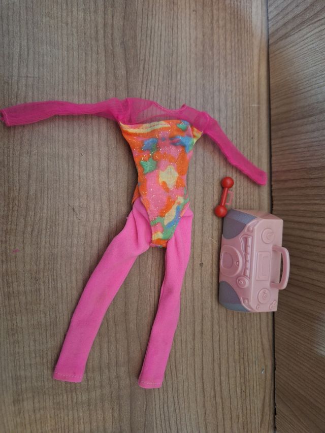 Oufit de barbie gimnasta 