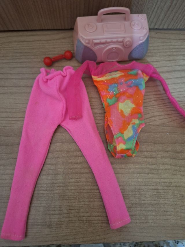 Oufit de barbie gimnasta 
