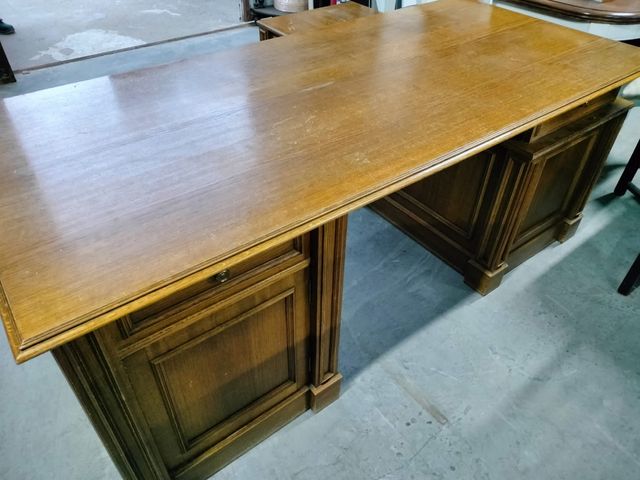 Mesa escritorio antigua