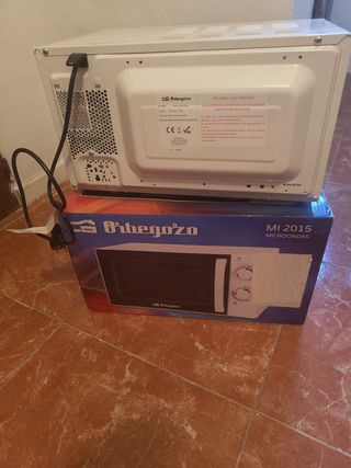 Microondas Orbegozo Mi2015.