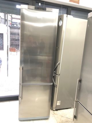 Vendo preciosa nevera Fagor 2 metros 