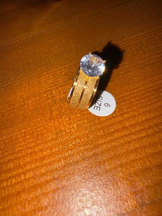 ANILLO DE ACERO CHAPADO ORO