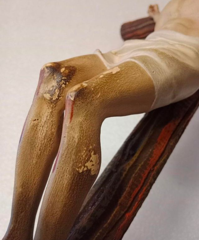 Antiguo Cristo crucificado Olot 78cm