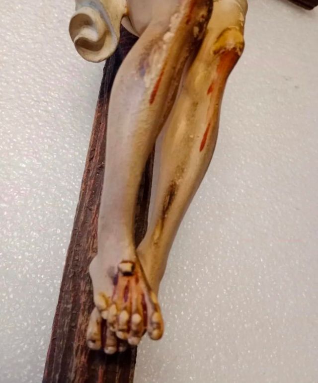 Antiguo Cristo crucificado Olot 78cm